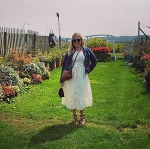 Meet your Posher, Victoria